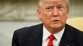 ترامب يؤجل نقل السفارة الأمريكية للقدس