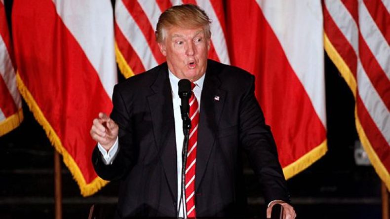 ترامب يدعو لمراقبة المساجد في أمريكا