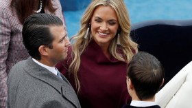 نقل زوجة ترامب الابن للمستشفى بعد فتحها رسالة تحتوي مسحوقاً