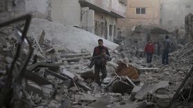 النظام السوري يقصف دوما