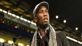 “دروغبا”: اعتزال معلّق بتوابل زرقاء!