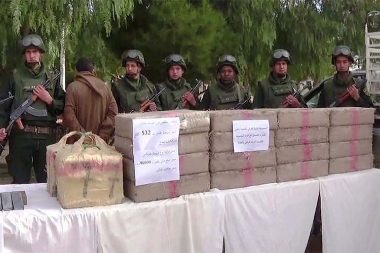 Saisie de près de 10 quintaux de kif traité à Naâma