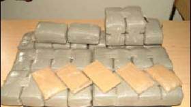 الأمن  يحبط  محاولة  لإغراق  العاصمة  بأقراص  الهيرويين  والكراك