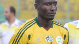 دقيقة صمت على روح “إيبوسي” في جميع الملاعب