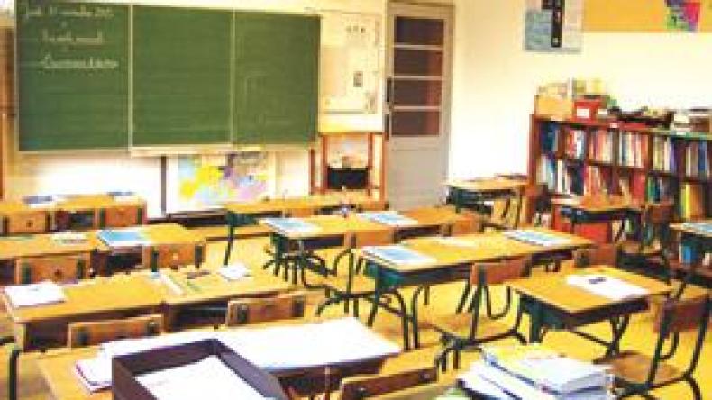 التحقيق مع مجموعة من تلاميذ أكمالية في رأس العيون بولاية باتنة