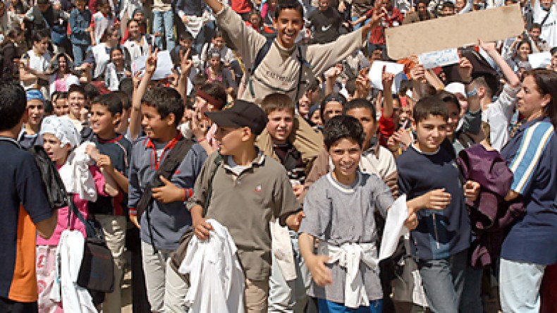 دراسة: التلميذ الجزائري يدرس أقل من نظرائه في المغرب تونس وفرنسا بـ 100 ساعة