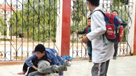 اعتداءات وشجارات يومية في ساحات المدارس