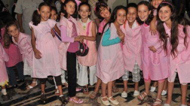 Les parents optent pour les couturiers pour acquérir un tablier avec un prix estimé à 500 DA au lieu de 1500 DA