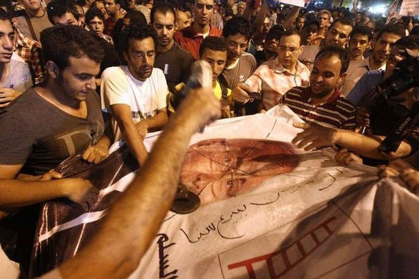 Égypte: le QG de Chafiq, candidat à la présidentielle, attaqué au Caire