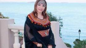 الإضراب يحرم أحلام مستغانمي من شرف افتتاح أسبوع الفن والموضة في لندن