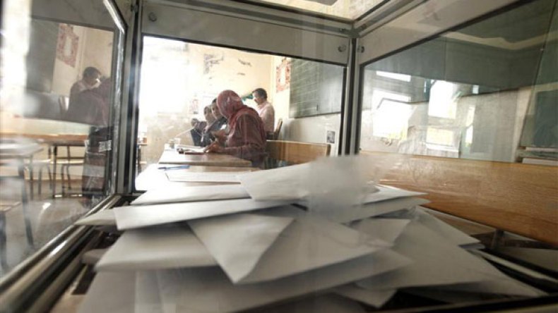 غياب المراقبين واتهامات بالشروع في “التزوير”