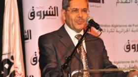 جيار يكرم متوجي النخبة واحتجاجات واسعةعلى قيمة المبلغ