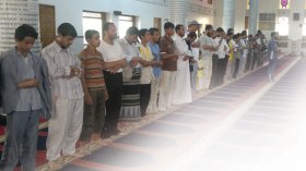 حركة بسيطة في الصلاة تبني لك بيتا في الجنة