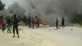 احتجاجات البطالين تنزلق إلى مسيرة غضب وأعمال تخريب بعنابة