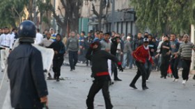 زياري يدعو الحكام العرب إلى التفاعل بسرعة مع مطالب الشعوب