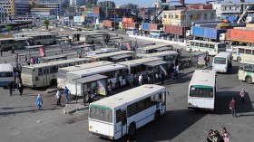 وزارة النقل تلتقي النقابات لتحديد التسعيرة الجديدة