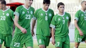 لاعبو‭ ‬المنتخب‭ ‬المحلي‮ ‬تابعوا‭ ‬باهتمام‭ ‬أخبار‭ ‬مسيرة‭ ‬العاصمة‭ ‬أمس‭ ‬