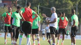 “الخضر” يطيرون الجمعة إلى واغادوغو وروراوة يرأس الوفد