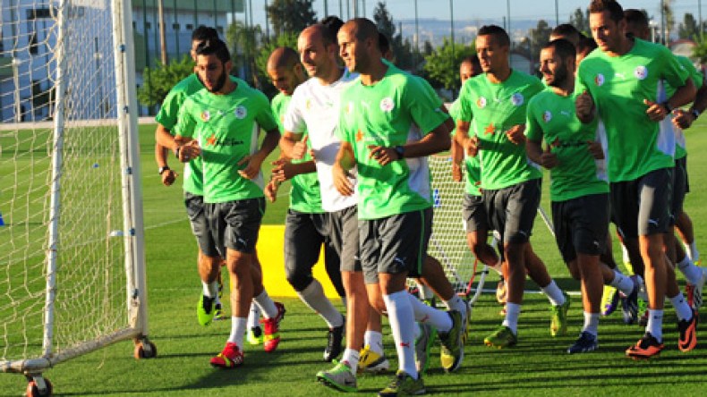 تربص “الخضر” ينطلق الأحد بحضور 19 لاعبا