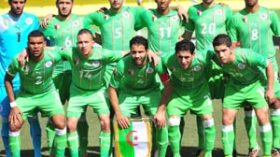 ‮”‬حصار‭ ‬الخرطوم‮”‬‭ ‬يتـواصل‭ ‬على‭ ‬الصحفيين‭ ‬وتمـرد‭ ‬اللاعبين‭ ‬بمباركة‭ ‬الجنرال‭ ‬