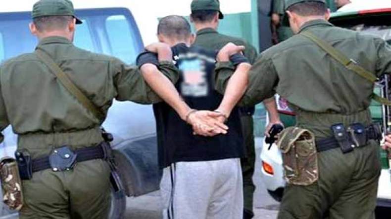 الدرك يحرّر فتاة قاصرا تم استدراجها من طرف مراهقين بالعاصمة