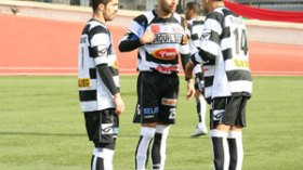 بلعياط يعد بكأس “الكاف” ويطلب المساندة