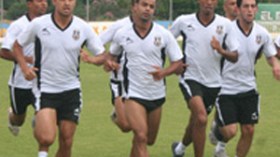 مواجهة  شكلية  للوفاق  والمرتبة  الثالثة  من  اجل  الامتيازات