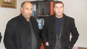 حمار وسرار يتصالحان.. والفتنة تنام أخيرا