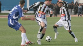 الكحلة.. عين على “الكاف” وأخرى على الـ150 ألف دولار