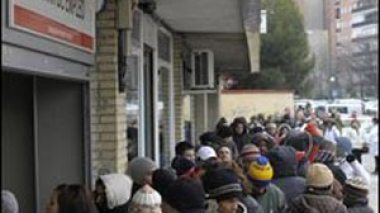 EU acts as budget deficits bulge