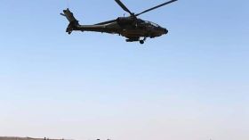 إصابة خمسة عسكريين في سقوط مروحية مصرية