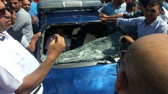 شرطي مصري يقتل شخصاً ويصيب آخر بسبب كوب شاي