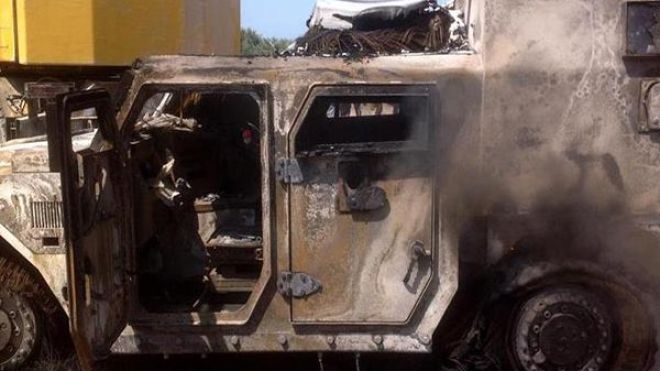 إصابة 11 شرطياً مصرياً في انفجار مدرعة في سيناء