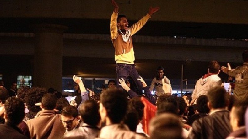 قتيلان في فض الاحتجاجات على براءة مبارك