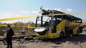 عشرات القتلى والجرحى في انقلاب حافلة تقل طلاباً جنوبي سيناء