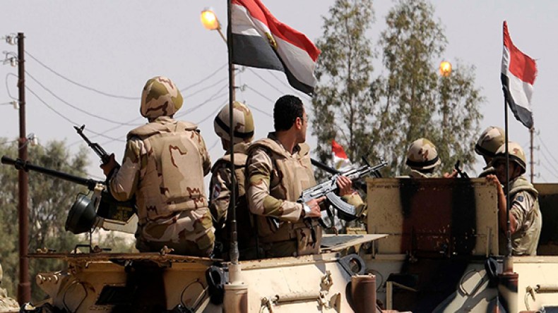 مقتل ستة مجندين مصريين في هجوم في سيناء
