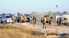 مقتل شرطي وإصابة اثنين آخرين في سيناء