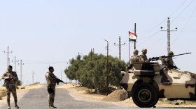 مقتل ثلاثة وإصابة ستة في تفجير في سيناء