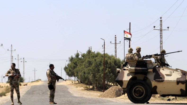 50 قتيلاً في هجمات على الجيش المصري في سيناء