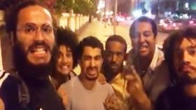 “السيسي رئيسي” أغنية تتسبب في اعتقال فنان مصري ساخر