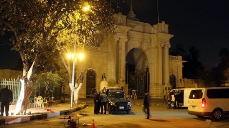 مصر: مقتل شخصين في انفجار قنبلة في الإسكندرية