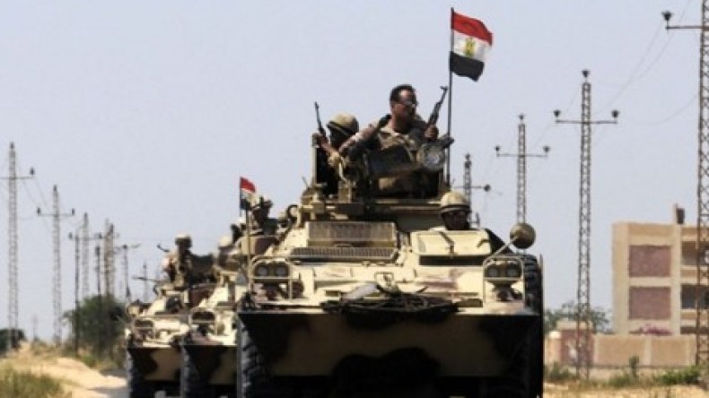 مقتل ثلاثة جنود مصريين في انفجار في سيناء