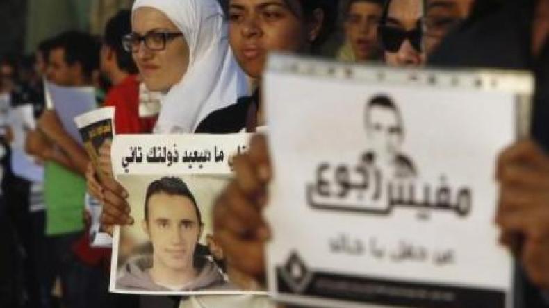 حكم نهائي بسجن شرطيين مصريين في مقتل “أيقونة” ثورة يناير