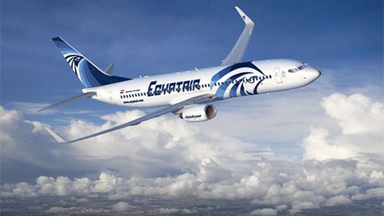 طائرة ركاب مصرية تهبط اضطرارياً في أوزبكستان