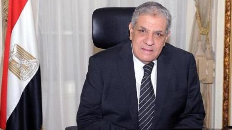الحكومة المصرية تقدم استقالتها إلى السيسي