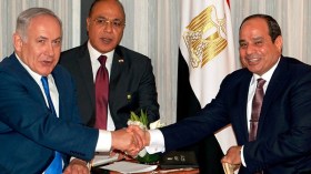 “إسرائيل” تشن غارات جوية في سيناء بموافقة مصر