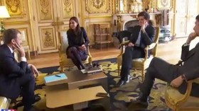 “كلب” ماكرون يحرجه في الإليزيه