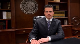 الرئيس المكسيكي يدين قرار ترامب ببناء جدار على الحدود