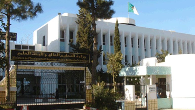 الوزارة توقف التجاوزات في تسيير وانتخاب الهيئات العلمية بالجامعات
