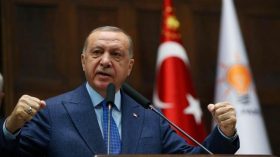 Erdogan porte plainte contre un dirigeant de la droite néerlandaise